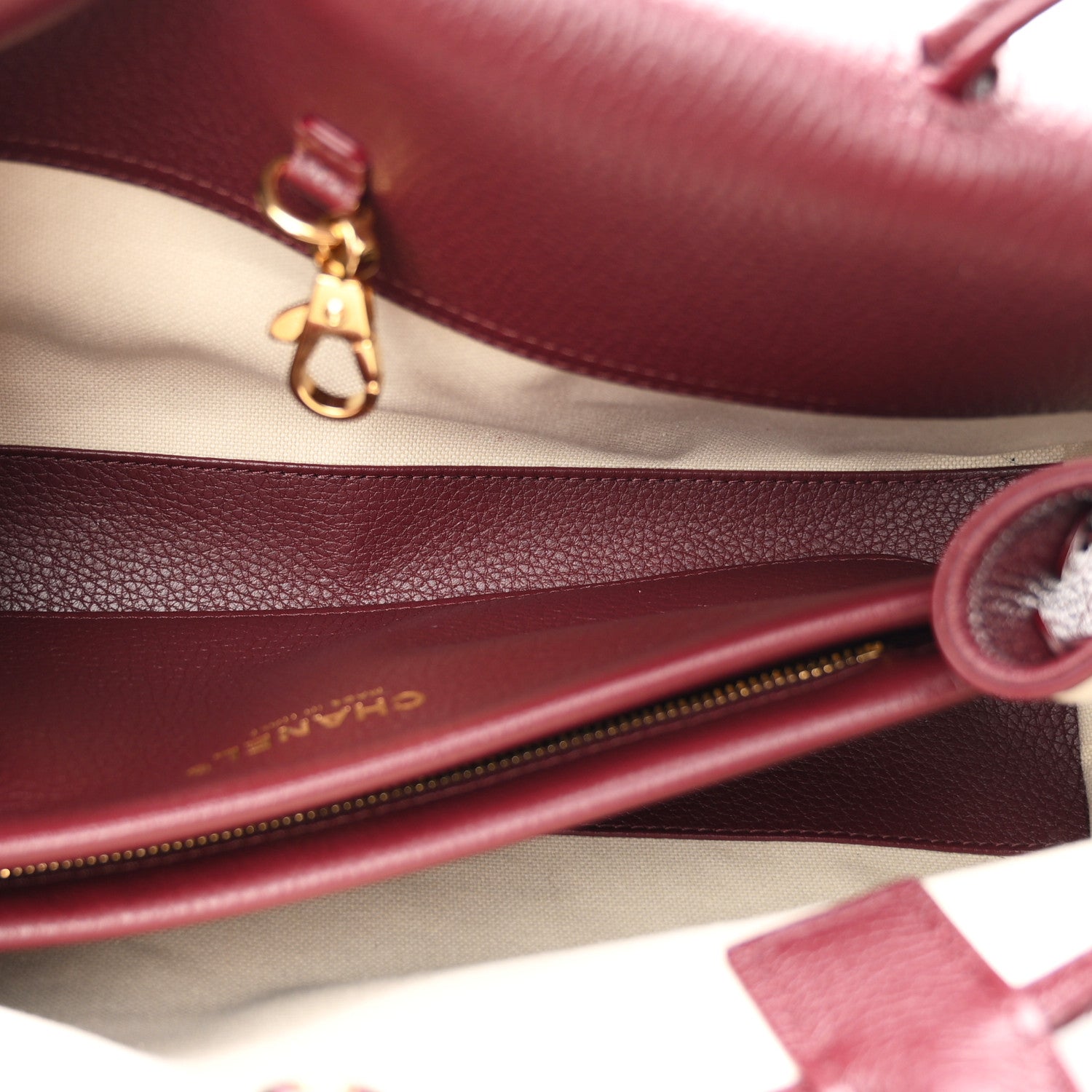 Grained Calfskin Stitched Urban Essentials Small Shopping Bag Burgundy